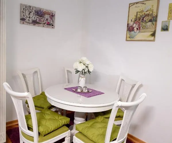 Centar Lux アパート ヴァリェヴォ